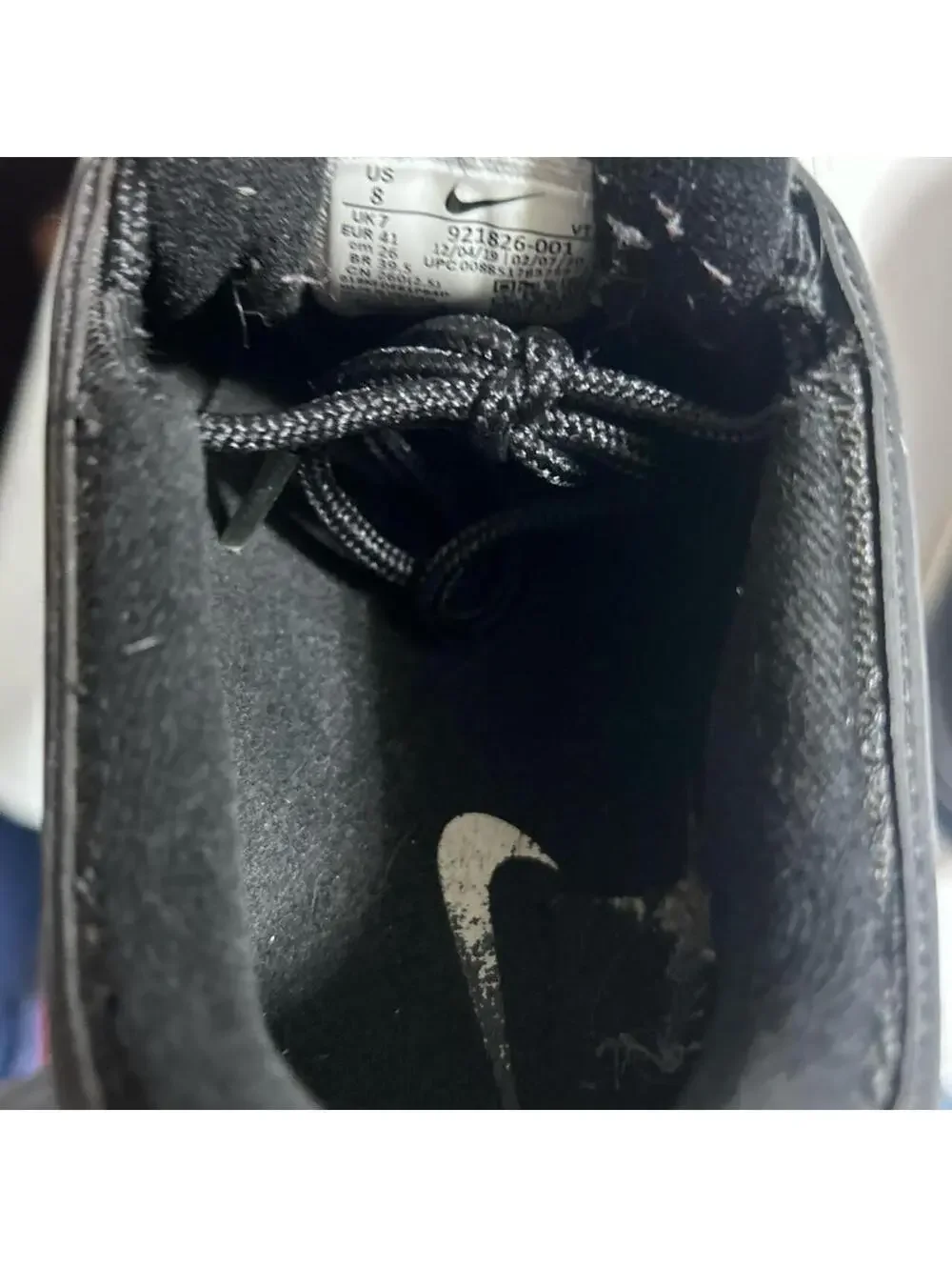 Nike Men's Black and White Trainer